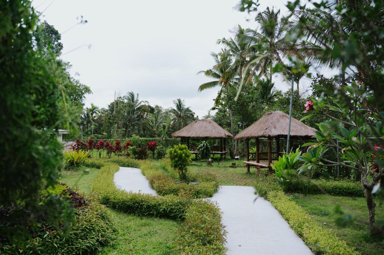 Nirvana Hotel Resort Tetebatu Extérieur photo