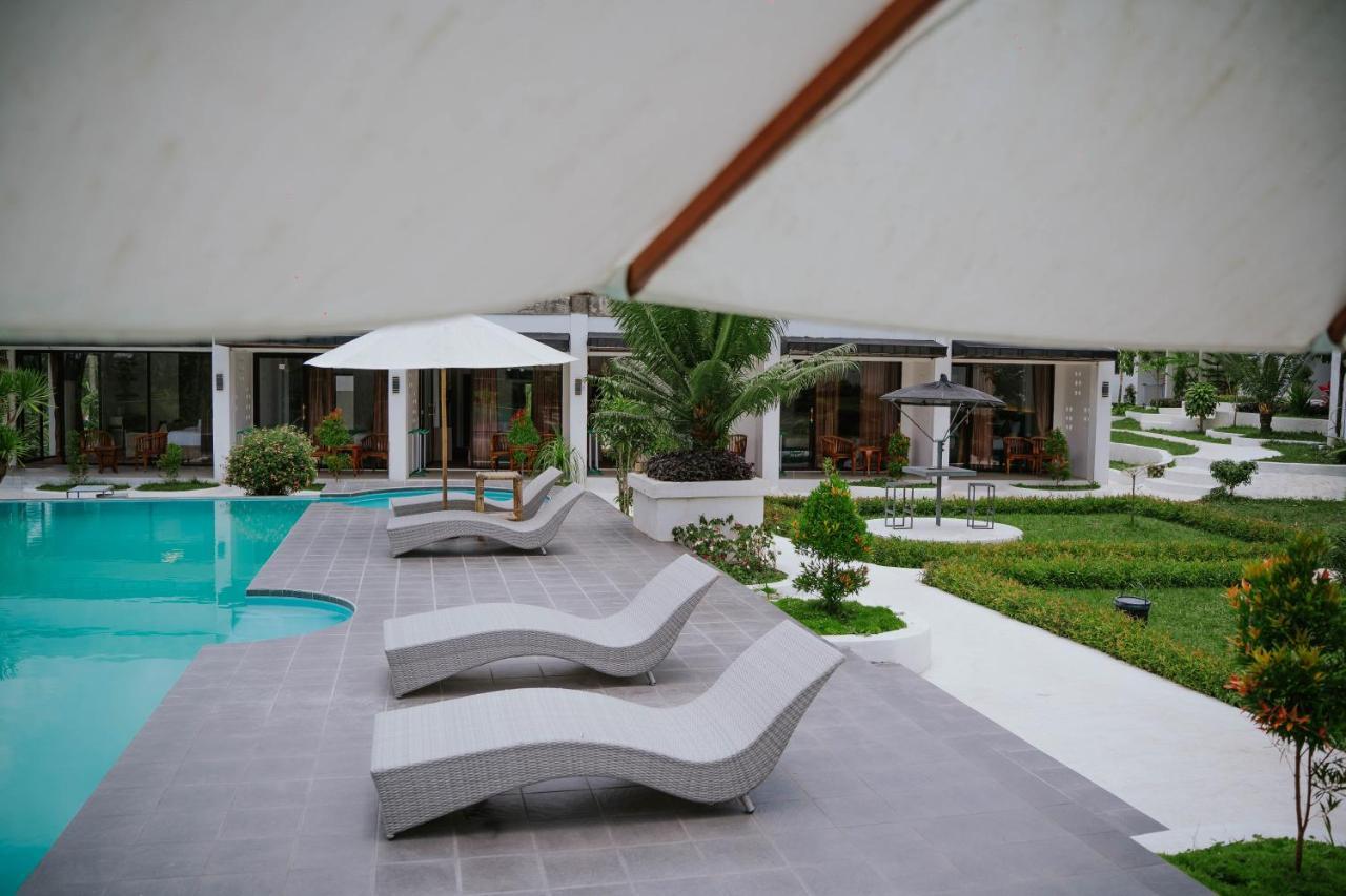Nirvana Hotel Resort Tetebatu Extérieur photo