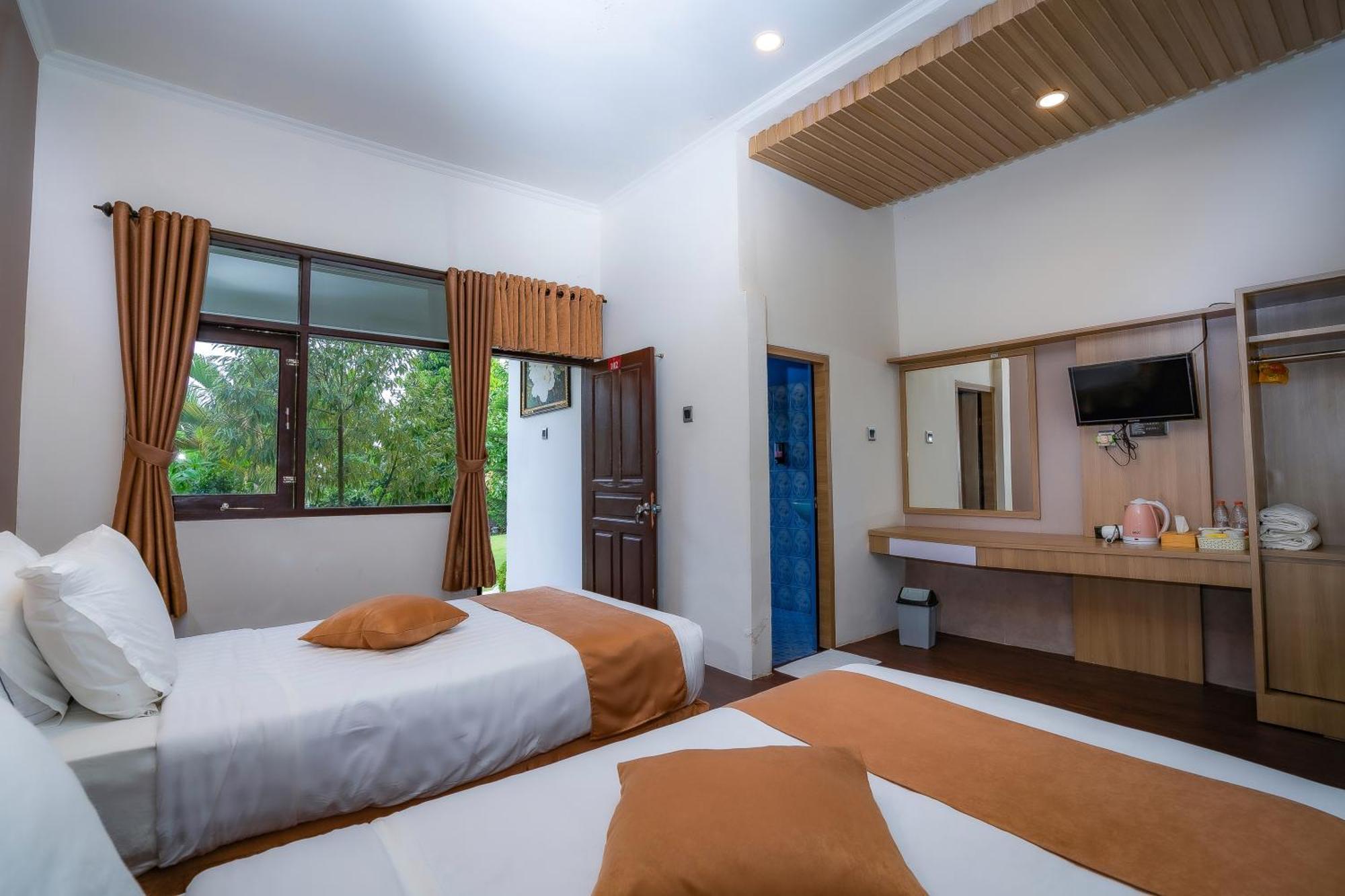 Nirvana Hotel Resort Tetebatu Extérieur photo