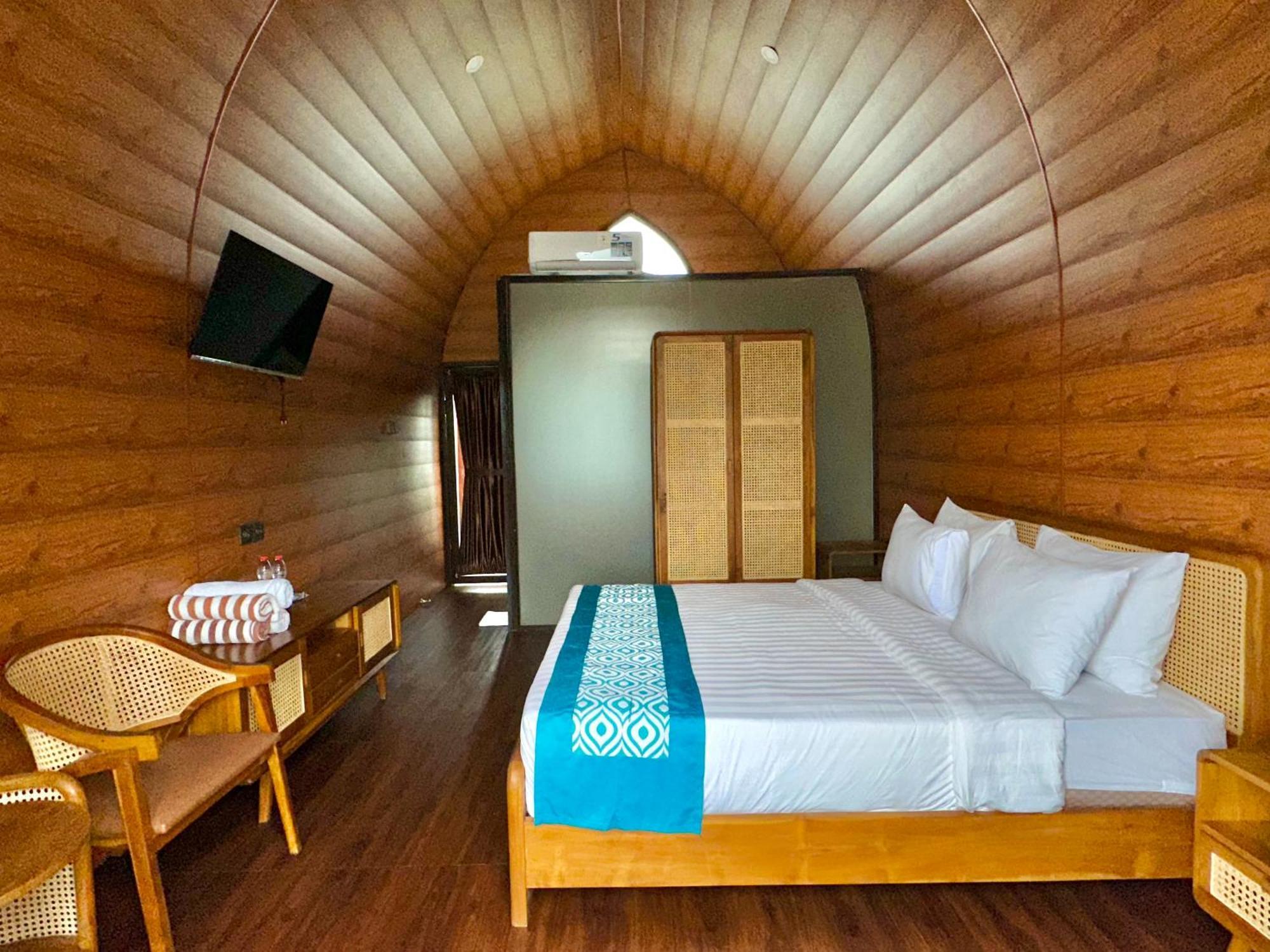 Nirvana Hotel Resort Tetebatu Extérieur photo